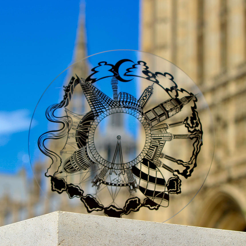 Wheel Of London - Statue